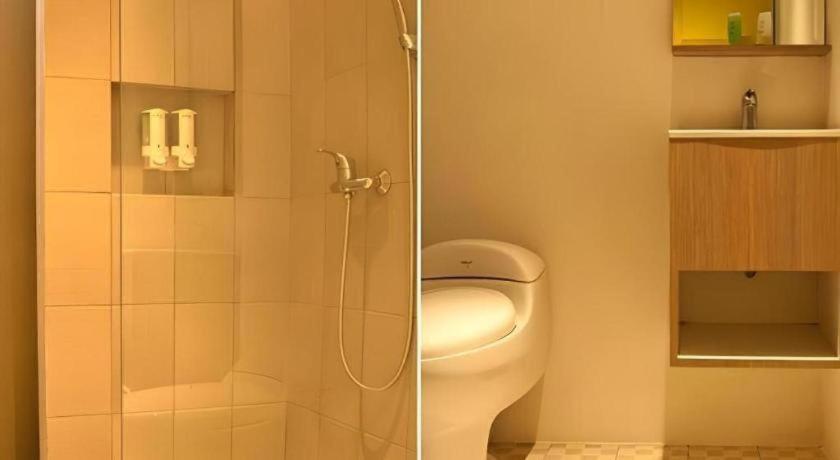 Eazy Legian 3* Seminyak (Bali)