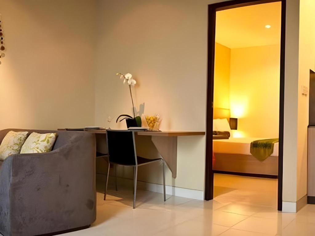 Resor Eazy Legian Seminyak (Bali)