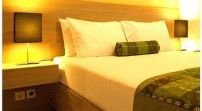 Resor Eazy Legian 3*